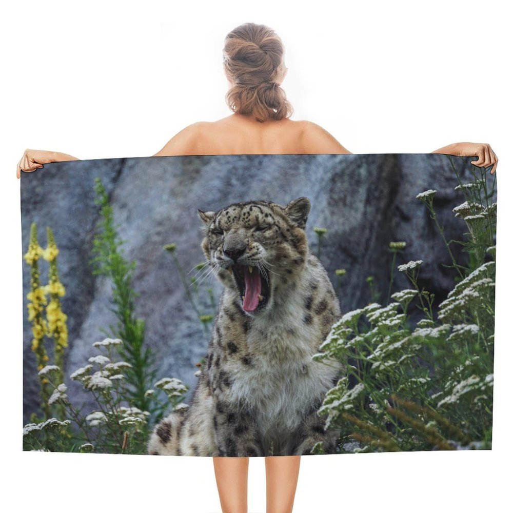 HomeLoft Basics Lightweight Beach Towel Snow Leopard Big Cat Sand Free Towels Quick Dry Towels for Adult Bridal Party Beach Towel Birthday Vacation Gift Picnic Towel Beach Accessories 51""x31""