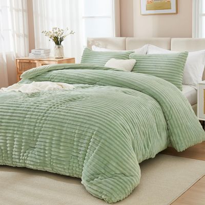Andency Fleece Full Comforter Set, 3 Pieces Sage Green Comforter Set for Full Size Bed, Soft Warm Fluffy Fuzzy Bedding Set for Winter (1 Comforter & 2 Pillowcases)
