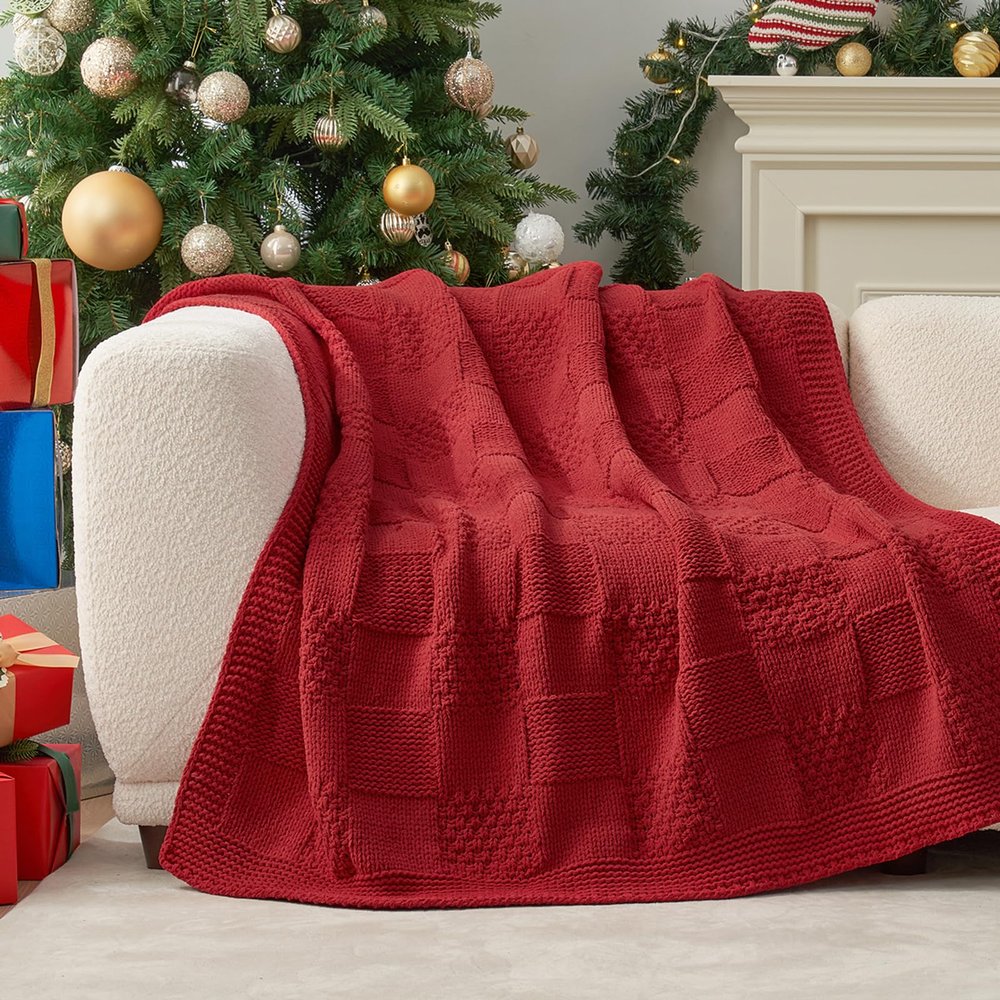 Amlie Home Checkered Chenille Knit Throw Blanket for Couch, Classic Texture Decorative Soft Blanket for Sofa, Chair & Bedroom, 50"x60", Christmas Red