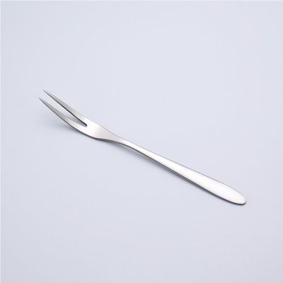 ONUIFIKE Silverware Set, 1/4/6/8/10/12 Pieces Fruit Forks 304 Stainless Steel Forks Cake Forks Dessert Forks Mooncake Forks, Home Cutlery Flatware Set(Color:Silver,Size:1Pc)