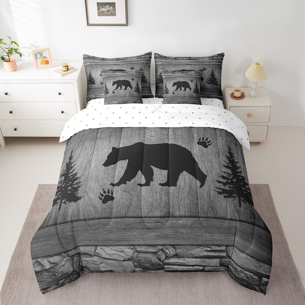 Manfei Rustic Bear Comforter Set 7 Pieces, Wild Animal Hunting Bedding Full for Boys Adults, Grey Wooden Plank Bed Set with 1 Comforter,1 Fitted Sheet,1 Flat Sheet,2 Pillowcases,2 Throw Pillow Cover