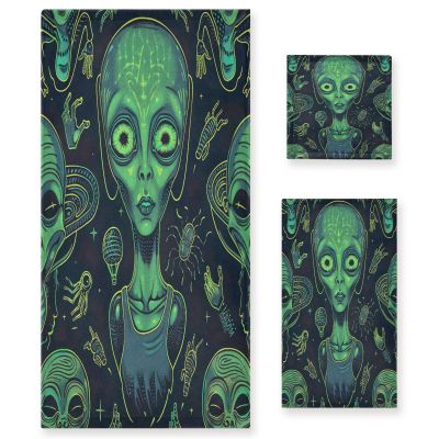 Haskirky Cute Aliens 3 Piece Towel Set,Absorbent Soft Bath Towel Quick Dry Light Weight Hand and Washcloth Set for Gym Bathing Home Shower