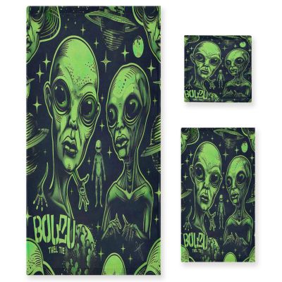 Haskirky Cute Aliens 3 Piece Towel Set,Absorbent Soft Bath Towel Quick Dry Light Weight Hand and Washcloth Set for Gym Bathing Home Shower
