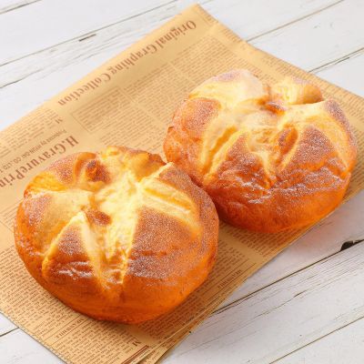 Silipull 2 Pcs Artificial Bread Realistic Simulation Fake Cake Fake Bread for Display Simulated Decoration Imitation Crafts Photography Props Real Model Food Faux Kitchen Decor