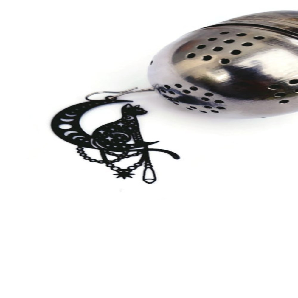 Black Cat Tea Infuser Strainer Metal Ball - Spooky Home Decor, Halloween Gift, Goth Themed Decorations