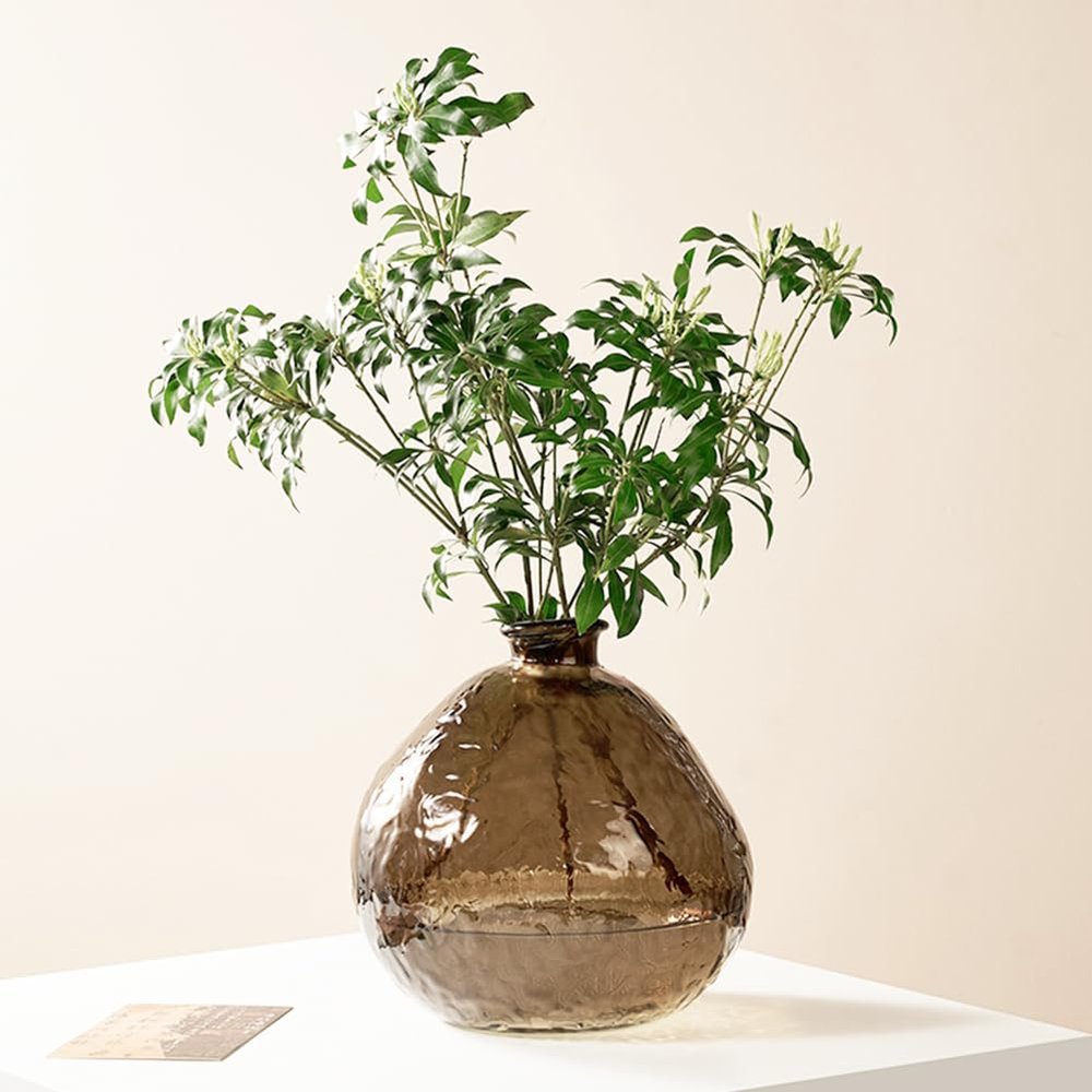 XIUWOUG Round Shape Hammered Glass Vase for Flowers,Large Glass Vase for Decor,Decorative Flower Vases for Living Room Decor,Dining Table,Wedding,Brown