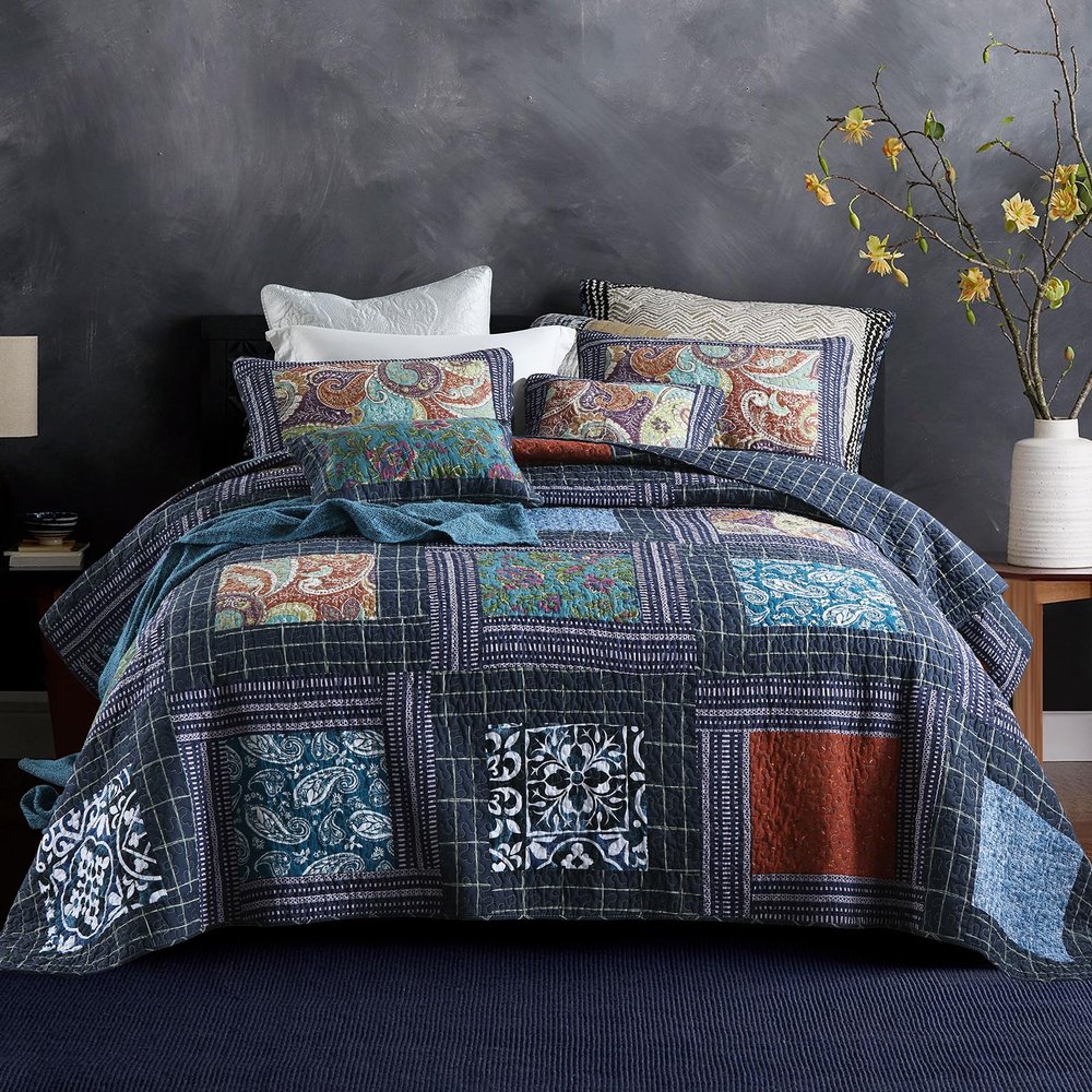 MaiuFun King Quilt Sets, 100% Cotton Quilts King Size, Navy Bedspreads, Patchwork with Retro Paisley Patterns, 3-Piece Lightweight Bedding Coverlet for All Season (1 Quilt + 2 Pillow Shams)