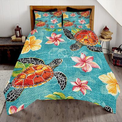 DESTACOZIE Personalized Sea Turtle Quilt Twin, Queen, or King Size | Hibiscus Polynesian Tribal Turtle Bedding | Hawaiian Turtle Theme Quilt