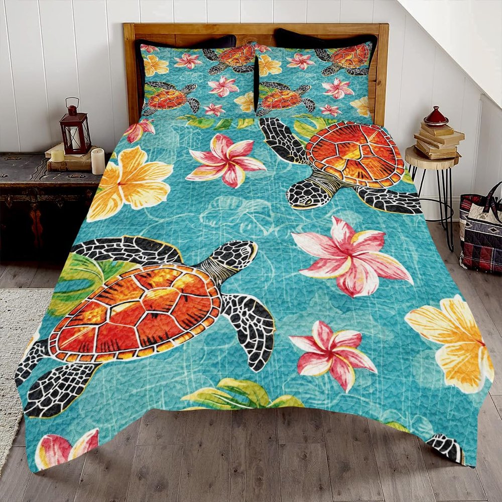 DESTACOZIE Personalized Sea Turtle Quilt Twin, Queen, or King Size | Hibiscus Polynesian Tribal Turtle Bedding | Hawaiian Turtle Theme Quilt