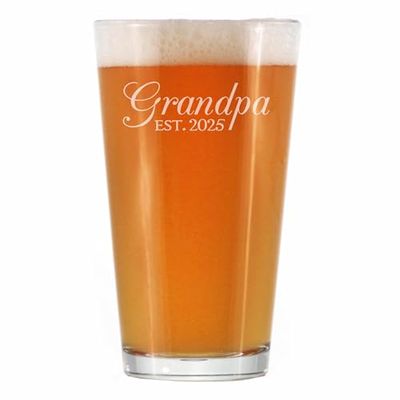 Bevvee Grandpa Est 2025 - New Grandfather Pint Glass Gift for First Time Grandparents - Decorative 16 Oz Glasses