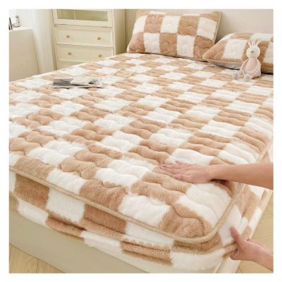 ZGSYH Luxury Mattress Covers,Velvet Checkered Bedding Mattress Protector,12'' Deep Pocket Machine Washable Mattress Ftted Sheet for Twin Full Queen King California King Size Bed(Milk coffee,Pillow cas