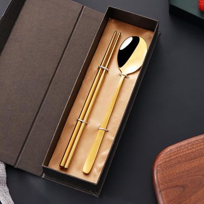 IFAJOOR Flatware Silverware Set, 2/8/12/16/20/24pcs 304 Stainless Steel Cutlery Spoon Chopsticks Set Korean Style Spoon Chopsticks Student Travel Spoon Chopsticks Gift, Tableware Cutlery Set(Gold,16