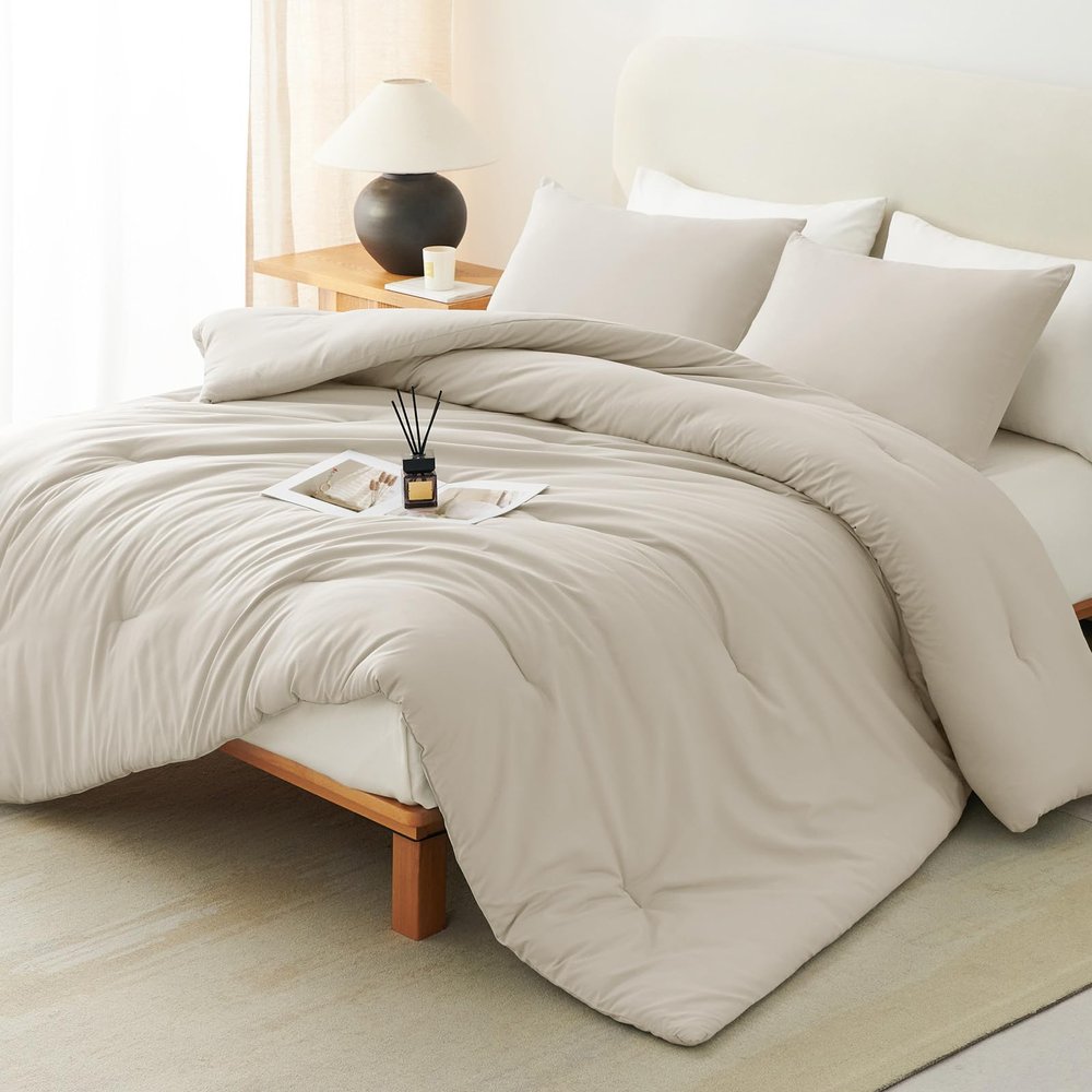 CozyLux Oatmeal Full Size Comforter Set, 3 Pieces Solid Breathable Quilted Style Bedding Sets, Luxury Soft Bed Set with Down Alternative Comforter for All Season (1 Comforter & 2 Pillowcases)