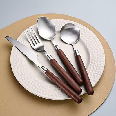 Wood Handle Silverware Set for 16, Wooden Flatware Set,64 Piece Stainless Steel Cutlery Set Tableware Utensil Sets Knives Forks Spoons Dinnerware Set for Home Restaurant Natural Matte Silver