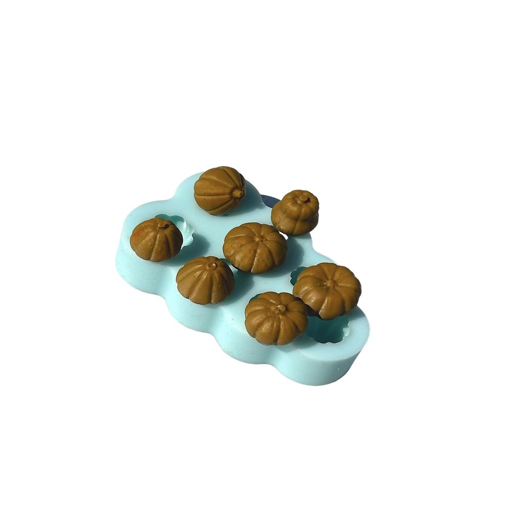 Miniature Pumpkins Silicone Mold 7 in 1 pumpkin mold Halloween Mold Plaster mould Polymer Clay mold Handmade candle mold Fall soap mold