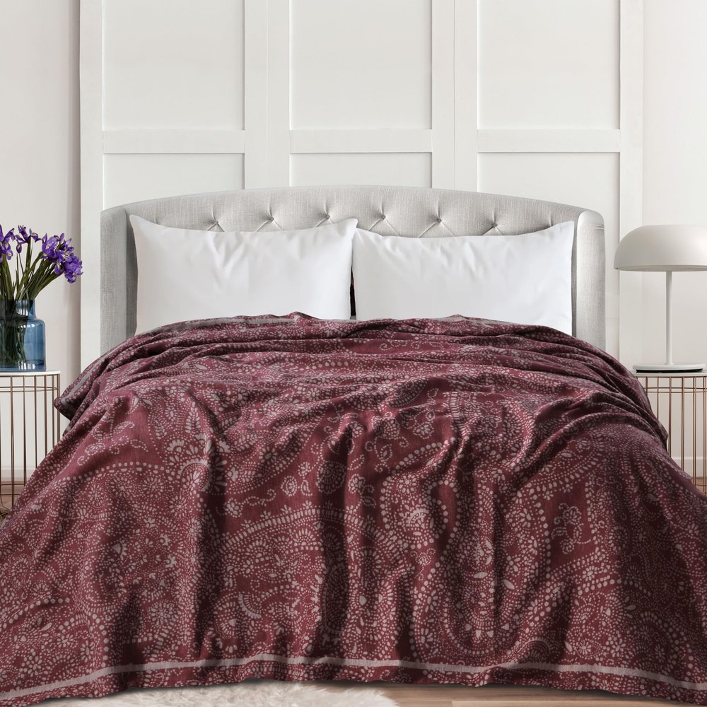 Tribeca Living Organic Cotton King Oversized Blanket, Soft and Cozy, Yarn Dyed, Fade Resistant, Paisley