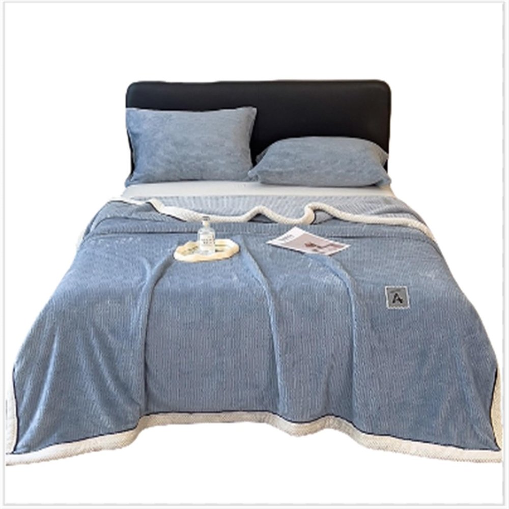 Cozy Soft Plush Thick Winter Blanket for Sofa Bedroom Living RoomPlush Fuzzy Fleece Throw Blanket Extra Large,Super Soft, Fluffy and Warm Blankets for Couch, Bed, All Season (White border)(B,150*200CM