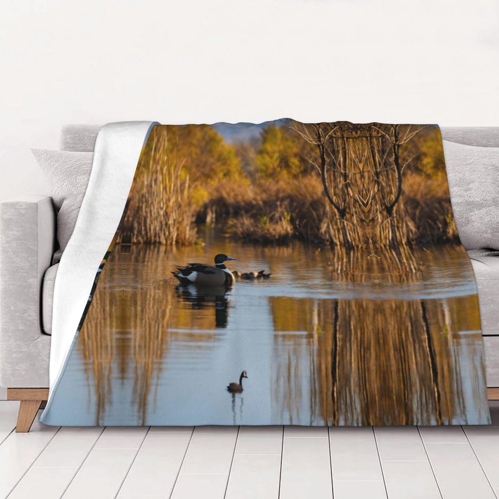 JIPOFD Dual Sided Loon Nature Bird Blanket Throw Warm Cosy Flannel Blanket King Size Bed Thick Blanket