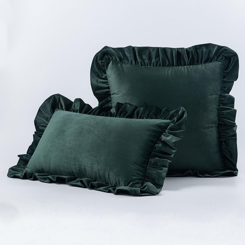 ALISSE Ruffled Solid Throw Pillow Covers Velvet Square Cushion Case Decorative for Sofa Couch Bed Living Room Bedroom Farmhouse Retro Home Pillowcase(C,17x17in)