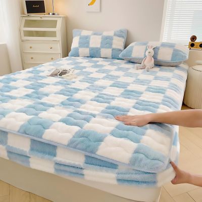 JIXDILO Velvet Fitted Sheet, Noiseless Fitted Sheet Soft Plush Fleece Bed Sheet, Mattress Protector Cover with 12'' Deep Pocket Breathable Mattress Pad Cover(King-71x79inch, Light Blue)