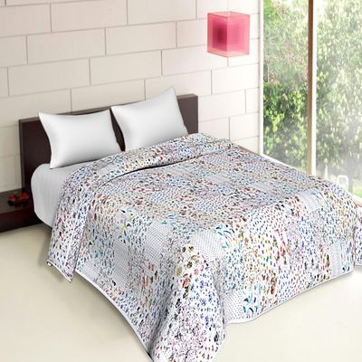 DecorAvenue Patchwork Kantha Quilt,Throw, Handmade Silk Bed Cover,Bedding Bedspread,Vintage Hand Stitch Gudri, Decorative Beach Blanket (Off White, King 108" x 108" with Pillow Sham)