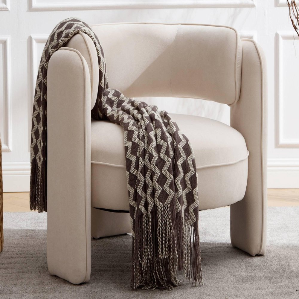 VESCASA Velvet Barrel Accent Chair with Open-Back, Upholstered Side Armchair with 3 Legs, Modern Single Sofa for Living Room, Beige