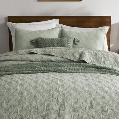 WDCOZY 100% Cotton Twin Size Quilt Set - Sage Green Pre-Washed Soft Lightweight Modern Bedspread, Farmhouse Country Rustic Coverlet, Textured Like Linen, Shabby Chic Gauze Bedding, 2 Pieces