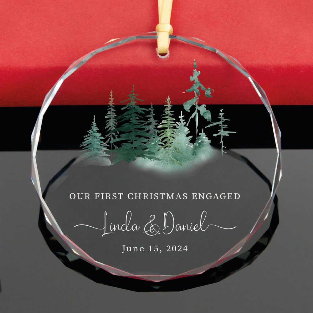 ALEINA ORNAMENT Personalized Engaged Christmas Ornament 2025, Customizable Holiday Keepsake for Newly Engaged Couples, Custom Couples Xmas Gift