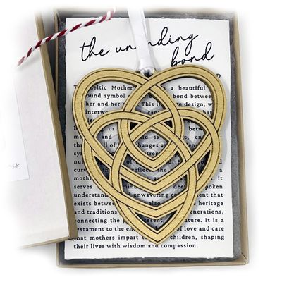 Celtic Mother's Knot Ornament - Present for Mom Celebrating the Unending Bond Between Mother and Child - Beautiful Gold Decoration - Interwoven Heart Keepsake Gift