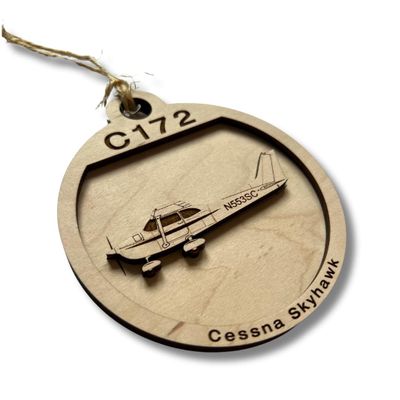 C172 Cessna Skyhawk Airplane Wooden Ornament, Pilot Christmas Gift, Pilot Gifts, Unique Pilot Gifts, Pilot Gifts for men, Pilot gifts for Women, Pilot Retirement Gift (3D Airplane)