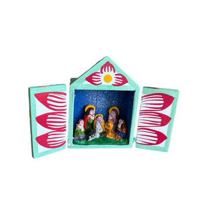Peruvian Retablo Ayacuchano, Wooden box, Nativity Scene, multicolor, Folk art, Christmas decor, ornaments, handmade, Altarpiece (Light Green, 3.5")
