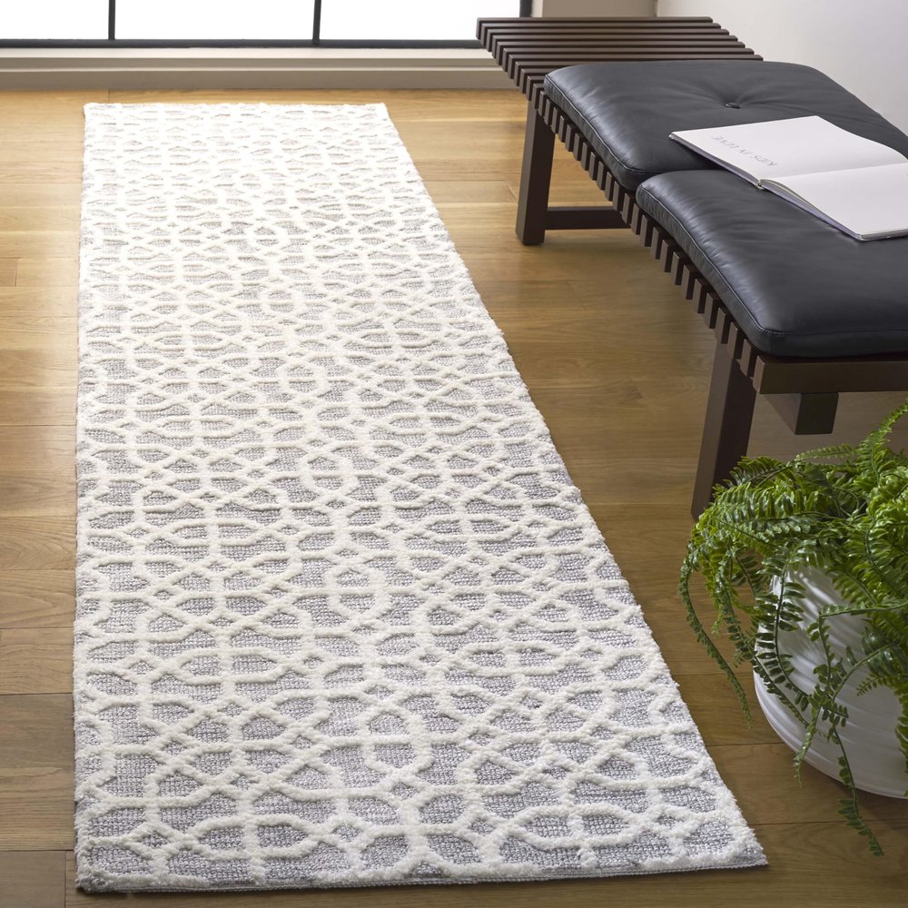 SAFAVIEH Audrey Collection Runner - 2'3" x 8', Light Grey & Beige, Geometric Design, Ideal for the Living Room, Dining, Bedroom (AUD103G)