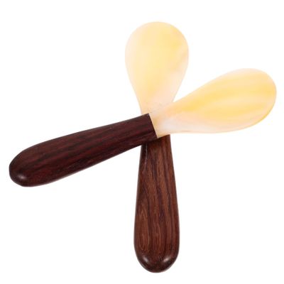 BEBEMOKO 2pcs Handle Shell Spoons Multifunctional Dessert and Coffee Spoons Smooth Finish for Home Use and Restaurant Serving