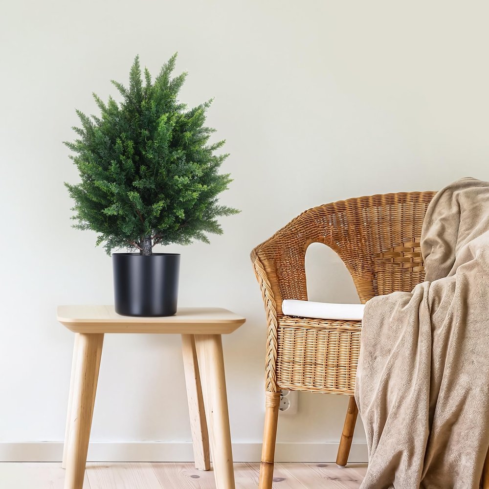 2Pcs Artificial Topiary Ball Tree 21.6 Outdoor Artificial Shrub Artificial Shrub Plants Artificial Cypress Topiary, UV-Resistant Potted Bushes for Indoors & Outdoor Green