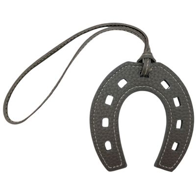 Horseshoes Keychain, Horse Shoe, Good Luck Keyring, Cowboy Keychain, Lucky Gift, Western Charm PU Leather Unique (Dark Grey)