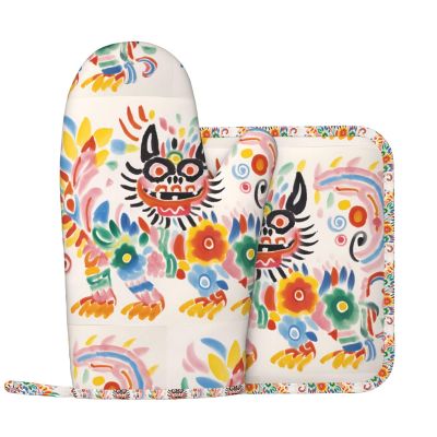 Interesting Creatures Kitchen Gloves and Heat Insulation pad Set, Suitable for Grill Covers and Dinner Plates, Perfect for barbecues and banquets.