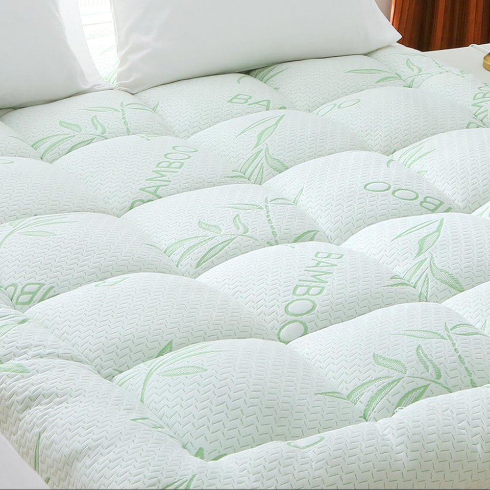 Extra Thick Mattress Topper King Size, Waterproof Soft Viscose Derived from Bamboo, Pillow Top Mattress Pad, Mattress Cover 1000GSM Filling with Deep Pocket for Back Pain Relief