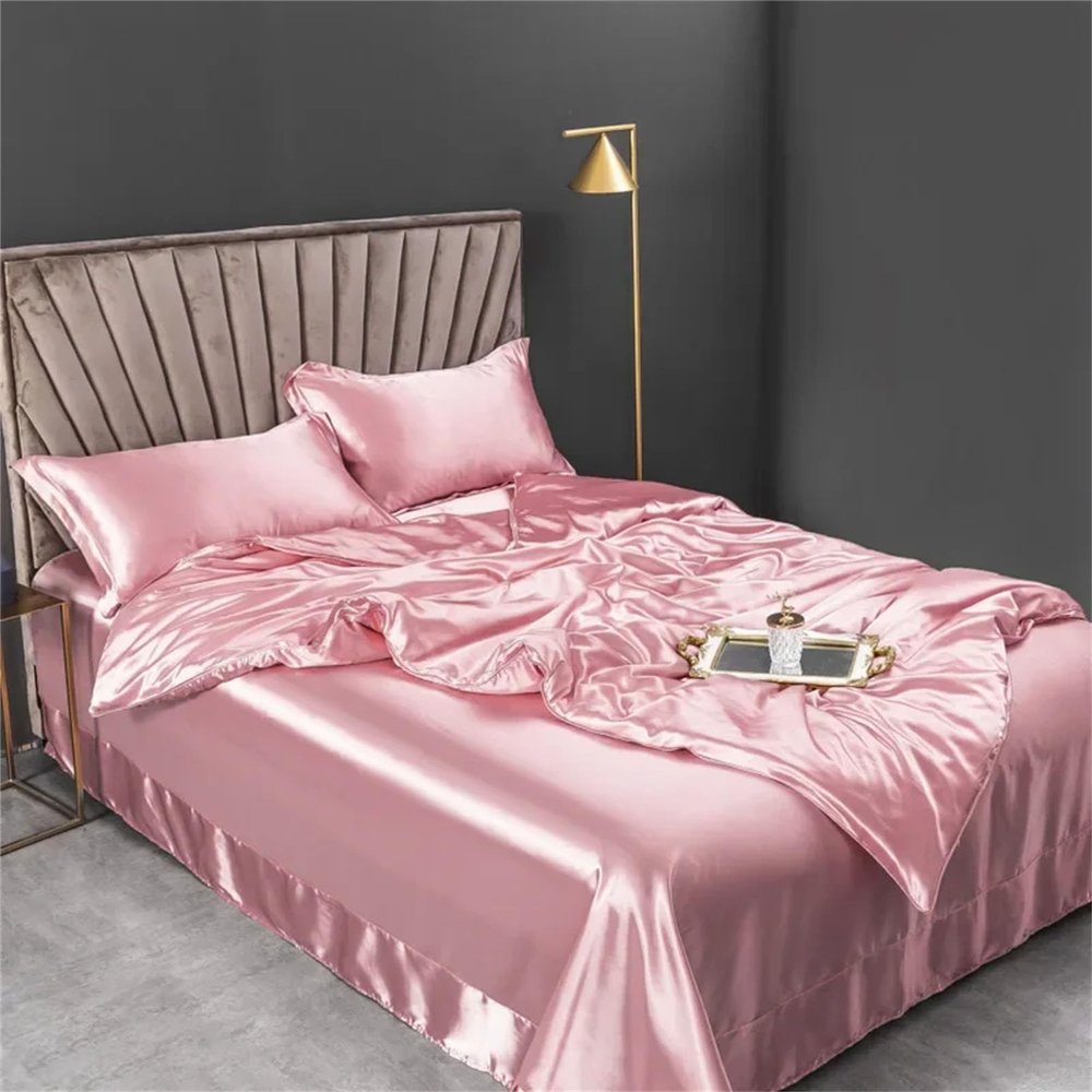 100 Percent Silk Luxury Bedding Set - 4-Piece Quilt Cover, Bedsheet, Pillowcase - Queen & King Size