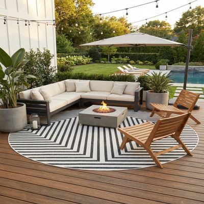 Rugs.com - Outdoor Modern Rug 13 Ft Round White and Black Indoor/Outdoor Rug Weather-Resistant Flatweave for Patio, Deck, and Porch