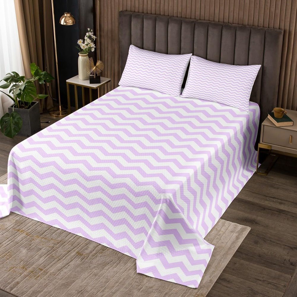 Manfei Purple White Stripes Quilt Set King Size,Wavy Line Neutral Striped Lightweight Coverlet Bedspread,Modern Simple Style Bed Cover Set,Geometric Cute Bedspread 3 Piece (1 Quilt,2 Pillowcases)