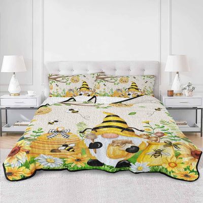 BketraquerC Twin Quilt Set, Yellow Gnome Bee Flower Leaf Lightweight Soft Microfiber Summer Bedspread Coverlet with 2 Pillow Shams, Farmhouse Pastoral Theme 3 Piece Bedding Set for All Seasons