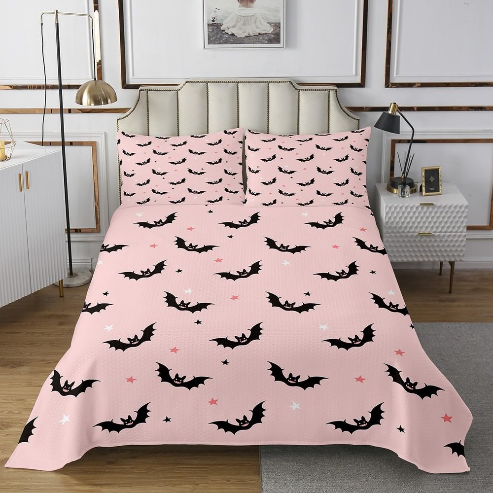 Black Bats Bedspread Twin Size,Happy Halloween Bedding for Kids Teens Bedroom Decor,Wild Animals Stars Print Coverlet Set,Pink Quilt Set for All Season,2 Pcs with 1 Pillowcase