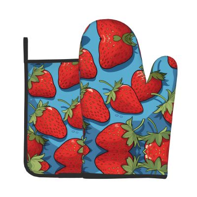 Fresh Strawberries Kitchen Baking Set, Oven Mitts and potholders Set, Heat Resistant Kitchen Cooking Gloves