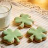 3 PCS St. Patrick's Day Cookie Cutter Set Clover Shaped Stainless Steel Cookie Cutter Irish Holiday Party Baking Kit for making cookies,breads,Biscuit,Vegetable,Fondant,Dough,Fruit 4.5'',3.4'',2.5'' view 3