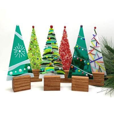 Fused Glass Christmas Tree with Wooden Stand  Handmade Holiday Mantel Art, Colorful Tabletop Christmas Decor, Winter Display Accent (1. Green w/Ornaments)