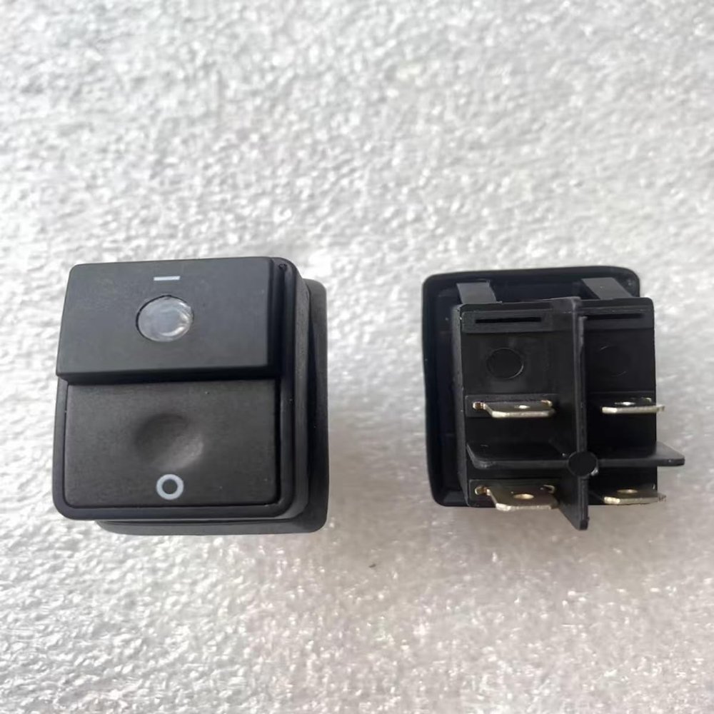 1PC R11-8Q Illuminated Push-Button Self-Locking Switch for Steam Machine/Vacuum Cleaner 16(12) A 250VAC