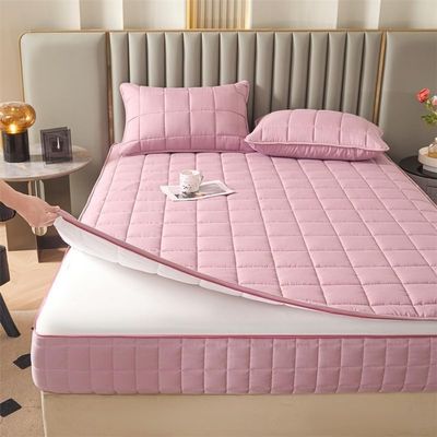 All-Inclusive Mattress Protector Queen Machine Washable Mattress Protector Full Size, Thickened Quilted Soft Bedcover Mattresss Cover King for Home, Hotel & Bedroom(Pink,140x200x35cm)