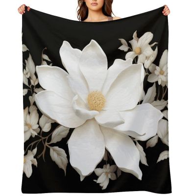 White Floral Blankets Flannel Soft Blanket for Couch Warm Cozy Throw Blankets Fashion Bed Blanket Thick Bath Towel Bedspread Tapestry for Home Supplies Gift 32"x48"