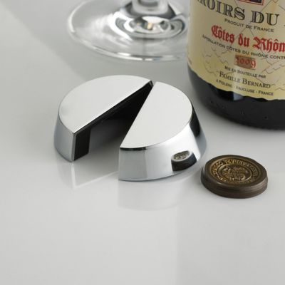 Wine Enthusiast 6-Blade Foil Cutter for Wine Bottles Stainless Steel Wine Opener Accessory, Quick Precision Foil Removal