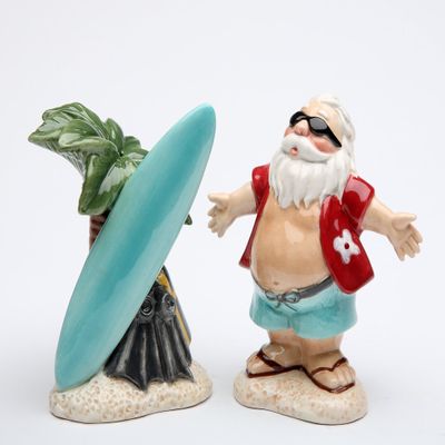 Cosmos Gifts 10702 Hawaii Santa With Palm Tree Salt and Pepper